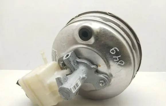 Rolls-Royce Ghost I Master brake cylinder 6782289