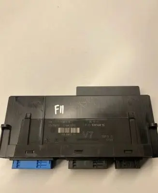 BMW 5 F10 F11 Comfort/convenience module 9267468 524796F01 3286625310