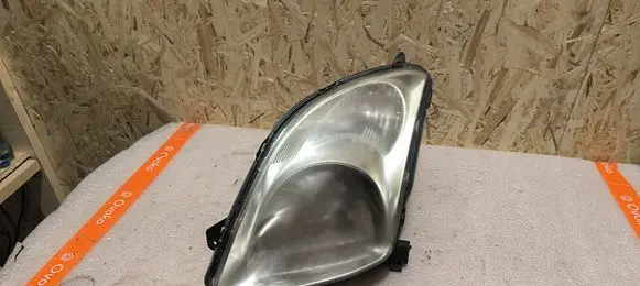 Suzuki Swift I Headlight/headlamp 02A011000HC