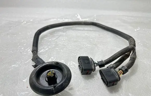 Audi A4 S4 B8 8K Headlight/headlamp wiring loom/harness 1J0973735 6X0973717