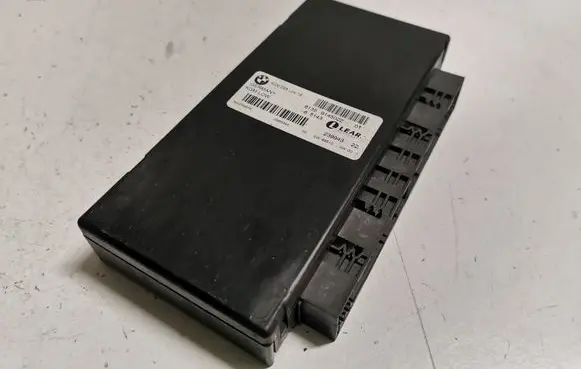 BMW 5 E60 E61 Gateway control module 9145022
