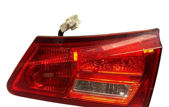 Lexus IS 220D-250-350 Rear/tail lights