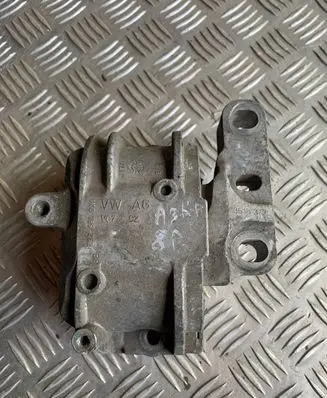 Audi A3 S3 8P Engine mount bracket 1K0199262BB 1K0199262