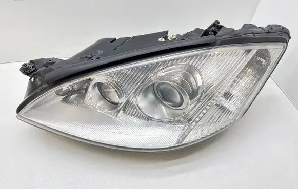 Mercedes-Benz S W221 Headlight/headlamp A2218260158 A2218202561