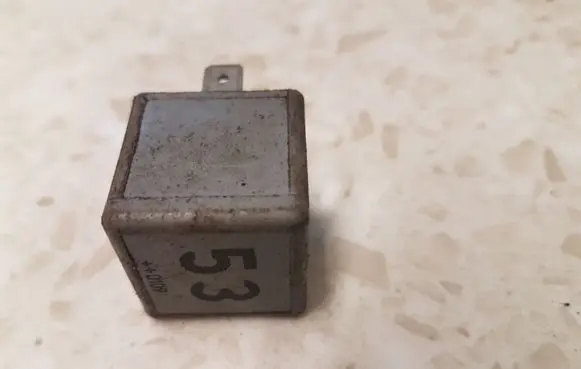 Audi A6 S6 C5 4B Other relay 141951253B