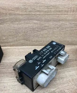 Coolant fan relay
