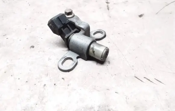 Ford Mondeo Mk III Crankshaft position sensor 2S7Q6023AB