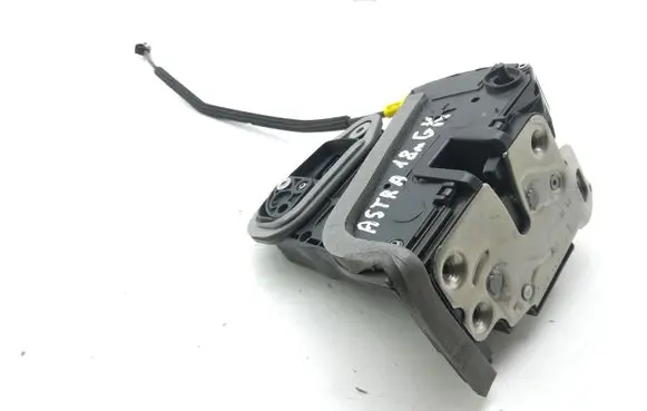 Opel Astra K Rear door lock 13598377