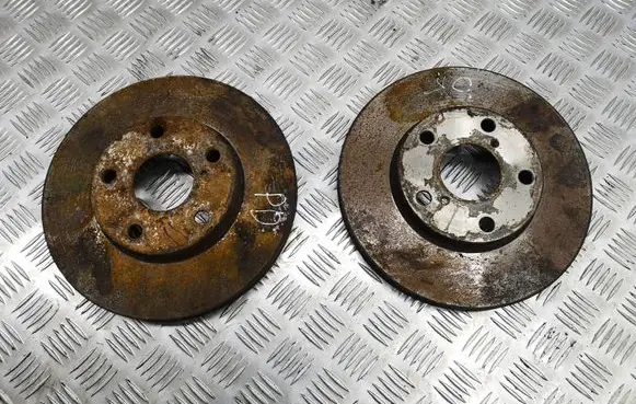 Toyota RAV 4 (XA20) Front brake disc
