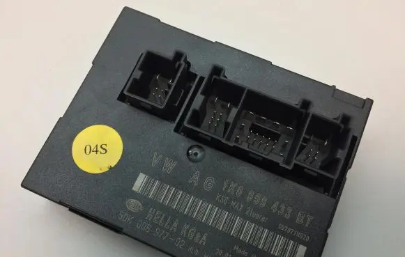 Volkswagen Golf V Comfort/convenience module 1K0959433BT