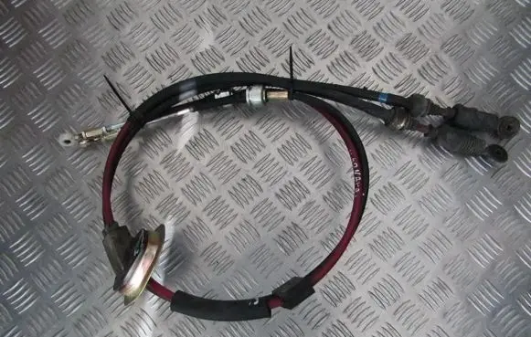 Hyundai Sonata Gear shift cable linkage