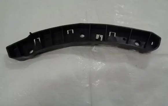 Fender mounting bracket