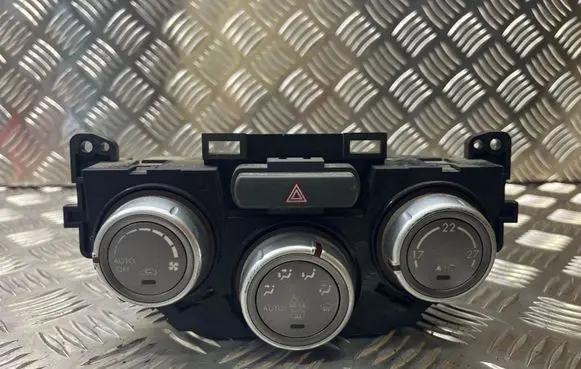Subaru Impreza III Climate control unit 503722