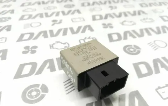 Toyota RAV 4 (XA10) Other relay 895A174010 0618000950