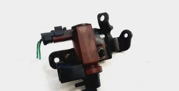 Volvo V50 Turbo solenoid valve 6G9Q9E882CA
