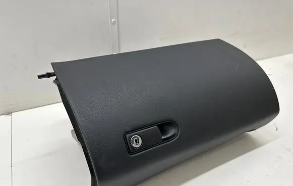 Mercedes-Benz C W205 Glove box A2056800191