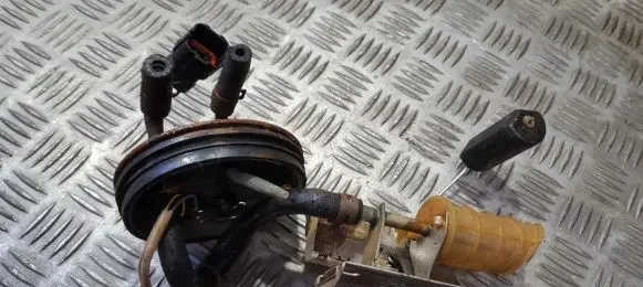 Fuel level sensor