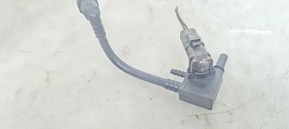 Renault Trafic II (X83) Vacuum valve