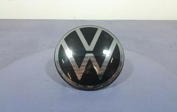 Volkswagen T-Roc Front grill 5H0853601M