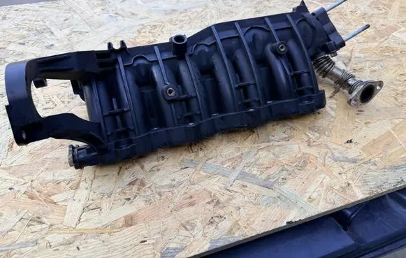 Hyundai i40 Intake manifold 283202A10