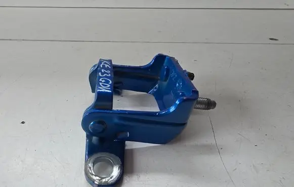 Nissan Juke II F16 Rear door upper hinge 