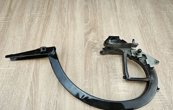 BMW 4 G22 G23 G24 G26 Tailgate/trunk/boot hinge 7487624