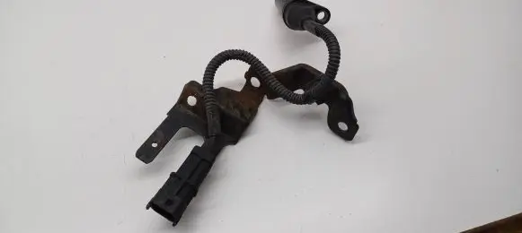 Hyundai i40 Crankshaft speed sensor 39180