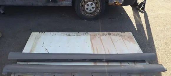 Toyota Avensis T250 Sill 