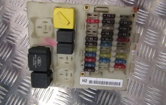 Ford Focus Fuse box set 98AG14A073CH 518236906