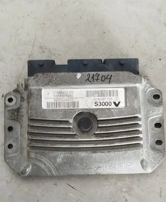 Renault Clio III Engine control unit/module 8200461733 8200504593