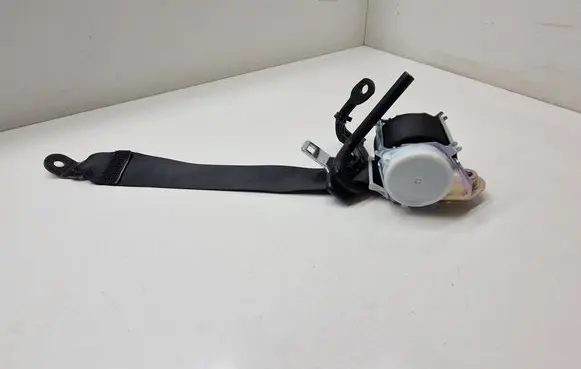 BMW i3 Rear seatbelt 34128956D WX0WY25 1502172040
