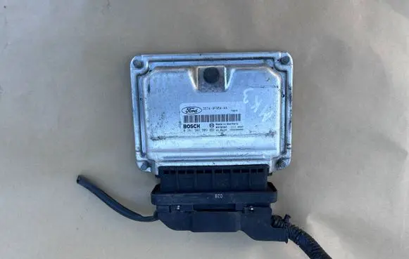 Ford Mondeo Mk III Engine control unit/module 3S7A-9F954-AA