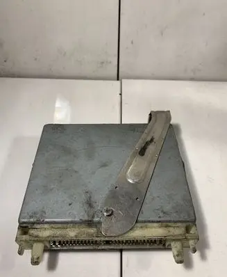 Volvo S70 V70 V70 XC Engine control unit/module P01270297