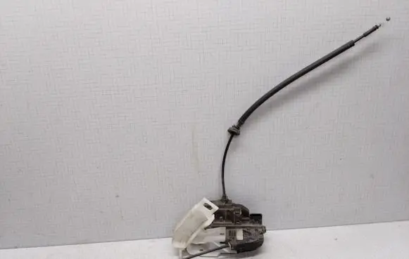 KIA Ceed Rear door lock