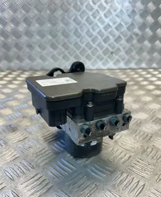 Audi A4 S4 B9 ABS Pump 8W0907379J