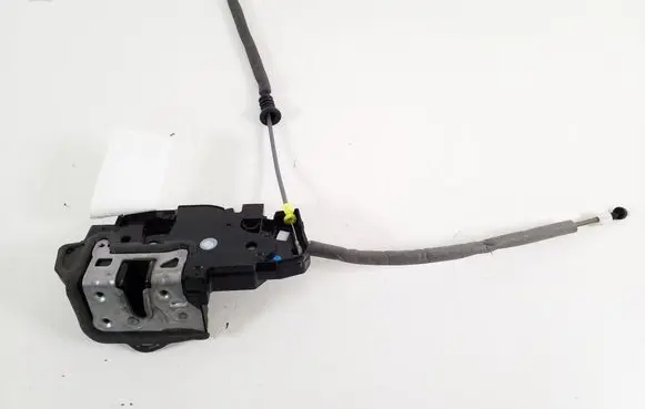 Mercedes-Benz CLA C118 X118 Front door lock A0997203302