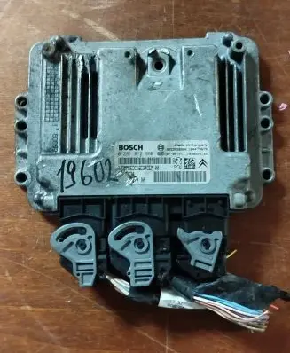 Audi A4 S4 B6 8E 8H Engine control unit/module 0281012980 9664617480