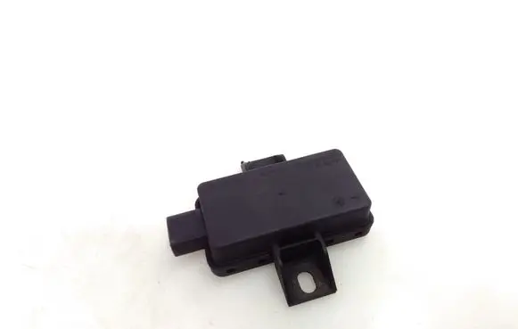 Mercedes-Benz S W221 Tire pressure control unit A0009000800