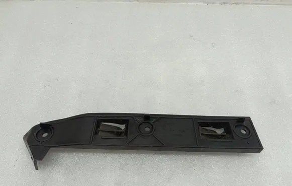 Volkswagen Golf IV Front bumper mounting bracket 1J0807183A