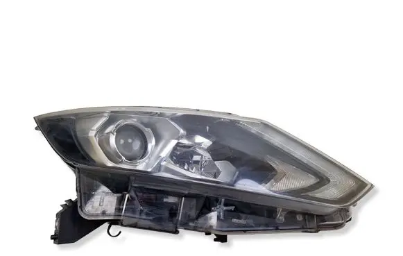 Nissan Qashqai Headlight/headlamp 10018015 10018016 1313899R