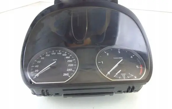 BMW 1 E81 E87 Speedometer (instrument cluster) 9220955