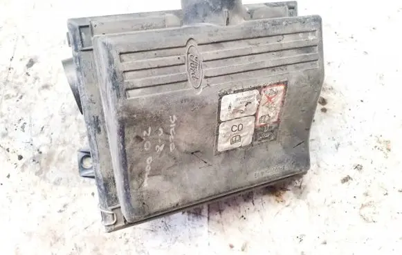 Ford Sierra Air filter box 88wf9600ba 88wf-9600-ba
