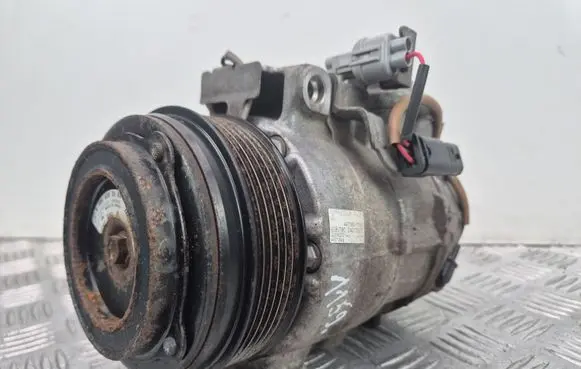 Mercedes-Benz E W212 Air conditioning (A/C) compressor (pump) A0008302600
