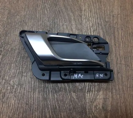 Front door interior handle