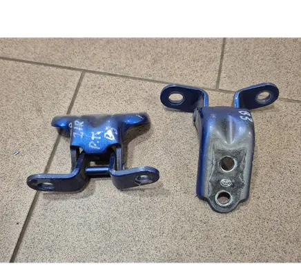 KIA Xceed Rear door hinge set 