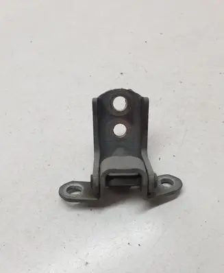 Nissan Qashqai Front door upper hinge