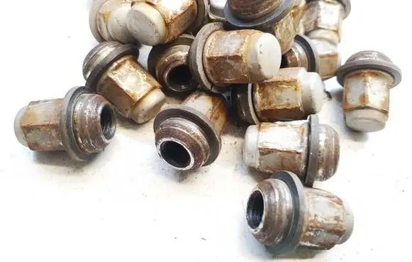 Honda Civic Nuts/bolts 
