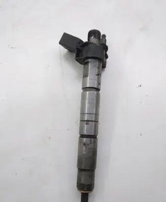 BMW 3 E92 E93 Fuel injector 779787705