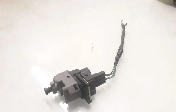 Ford Mondeo Mk III Brake pedal sensor switch 1S7T13480AA