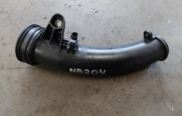 Mercedes-Benz C W204 Intercooler hose/pipe A6460980207 0110750A 4010526A